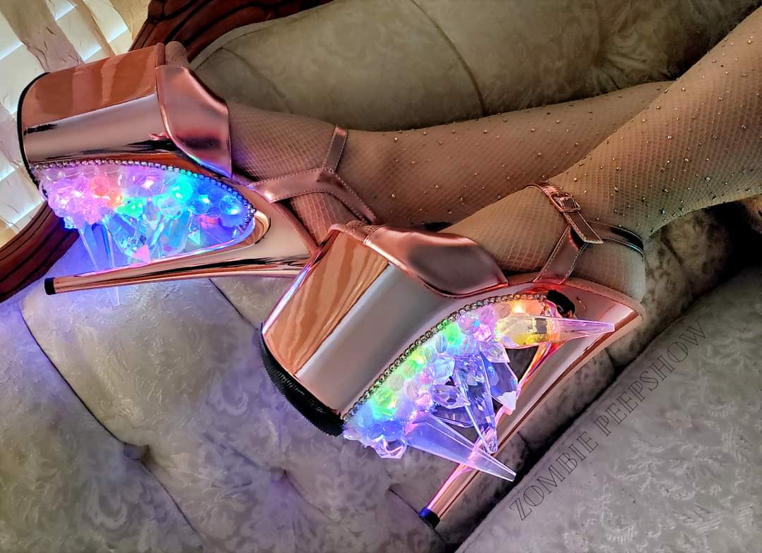 Flashing Prism Pumps